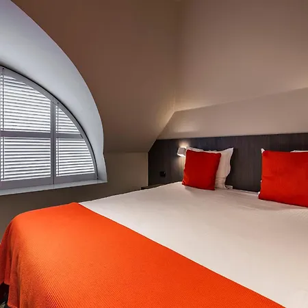 Square Hotel-2