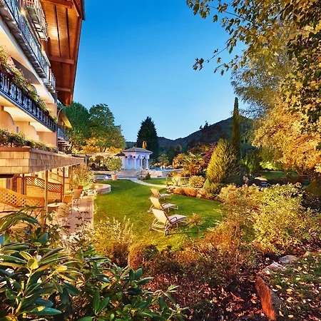 Hotel Rebstock Durbach-3
