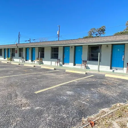 Tropic Motel-2