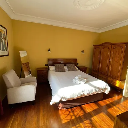 Hostal Esmeralda-2