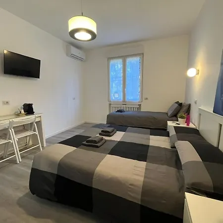 Bed&breakfast BBqueen Sandonato Policlinico-3