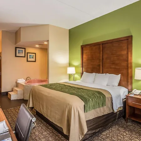 Comfort Inn & Suites Panama City North-3