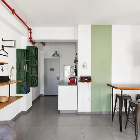 Rena'S House Smart Hotel-2