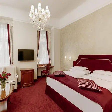 Hotel Stefanie-2