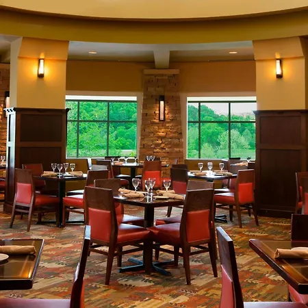 Meadowview Marriott Conference Resort And Convention Center-3