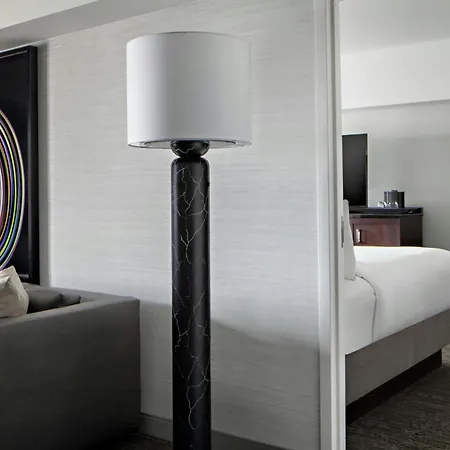 New York Marriott Marquis-3