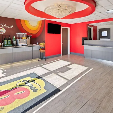 Super 8 By Wyndham Hazleton-3