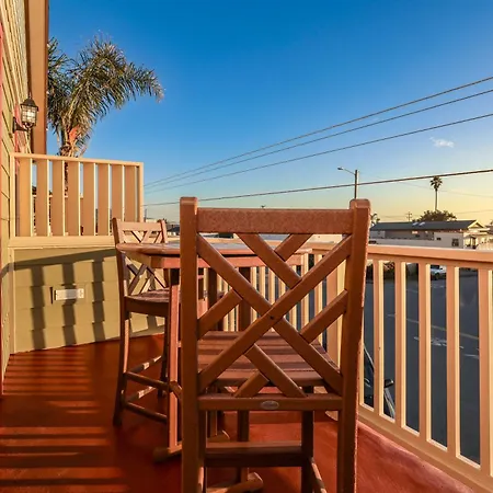 Cayucos Sunset Inn-2