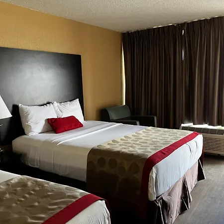 Budget Inn Laramie-3