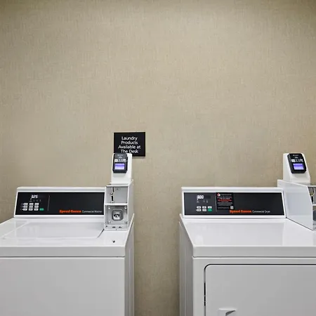 Hampton Inn Selma-3