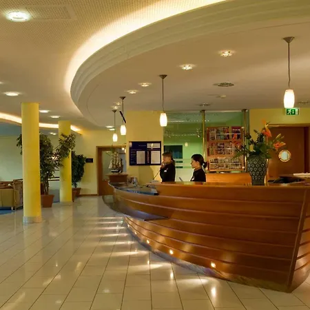 Wyndham Stralsund HanseDom-3