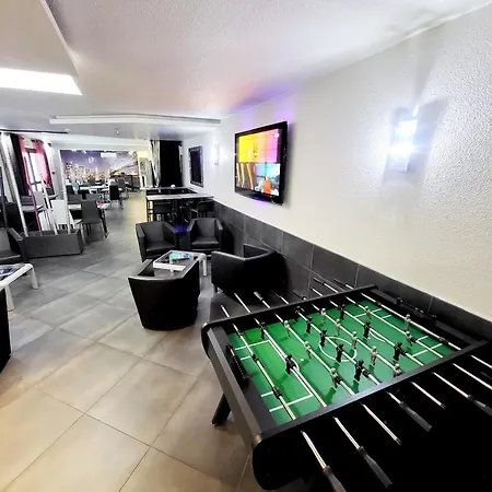 Citotel Hôtel Le Capricorne-3