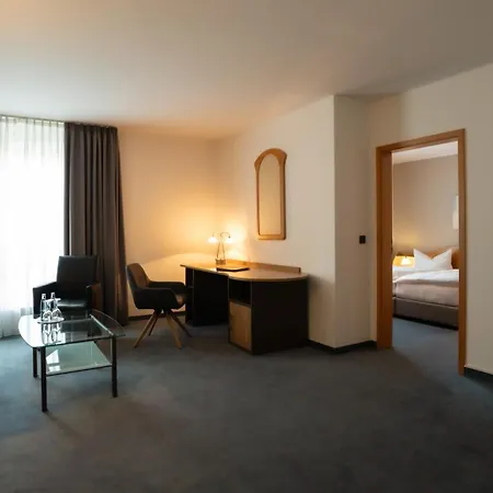 Hotel Pfalzer Hof-3