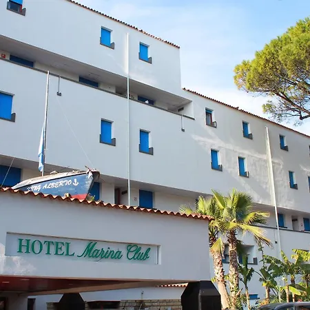 Marina Club Hotel-3