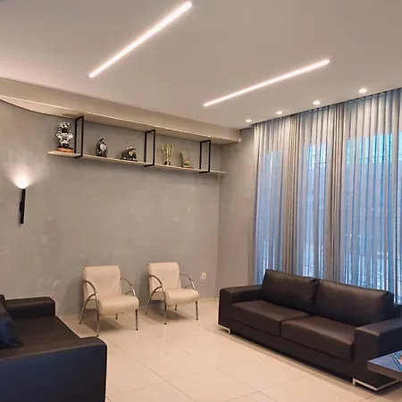Executive Hotel Mt-3