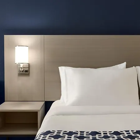 Quality Inn Lake Elsinore I-15-3