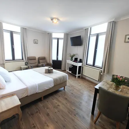 Hotel Tropicana-2