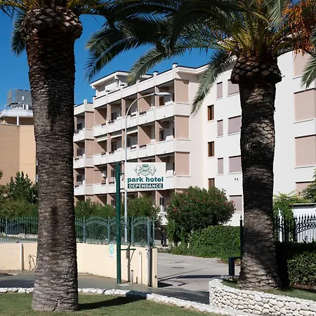 Park Hotel&Dependance con Spiaggia-3