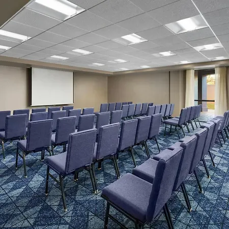 Courtyard By Marriott Potomac Mills Woodbridge-3