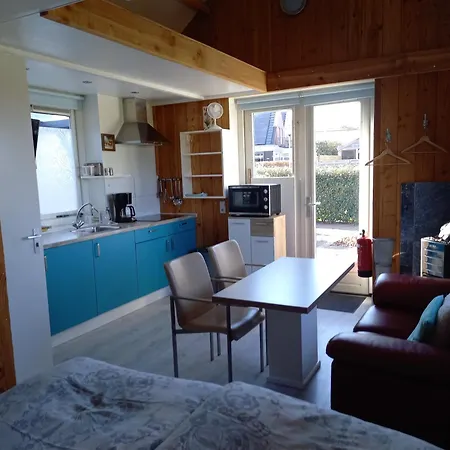 Room By The Sea-2
