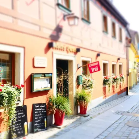 Gasthaus& Pension Zum Roten Haus-3