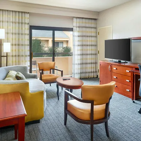 Courtyard By Marriott Baton Rouge Acadian Centre/Lsu Area-3