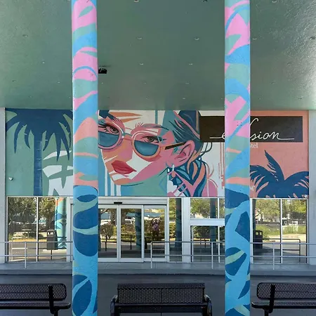 Envision Hotel Miami International Airport-3