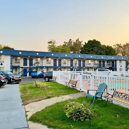 Rodeway Inn St Joseph-2