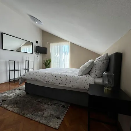 Hotel Buenavista Beach House Trogir-3