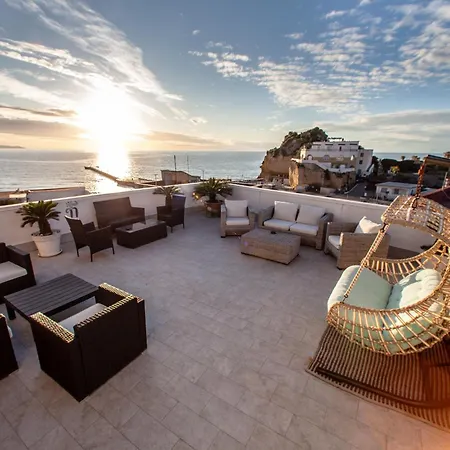 Naro Suites And Rooms-3