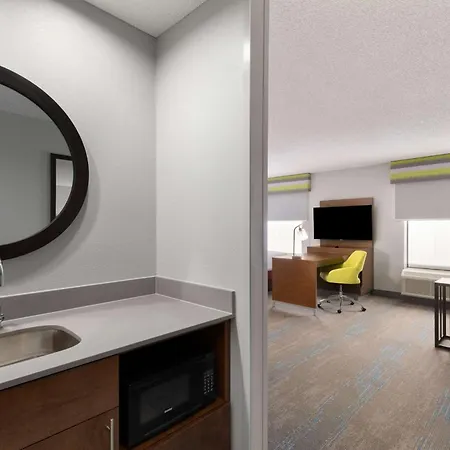 Hampton Inn & Suites Dothan-2