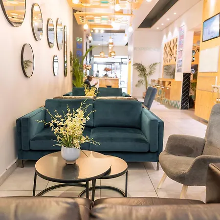 Mojo Hotel & Market-2