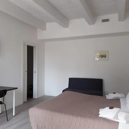 B&B-Country House-Appartamenti Ai Cipressi-3