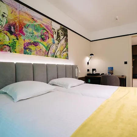 Ostend Hotel-2