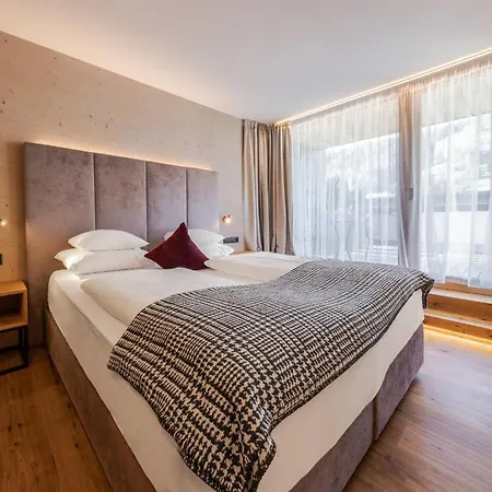 Hotel Stoeres - Active Wellbeing-3