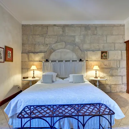 Mas des Comtes de Provence-3