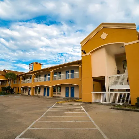 Island Inn By Oyo Galveston Beach, Tx-3
