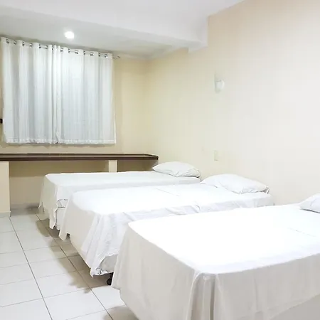 Oyo Del Verde Hotel-2