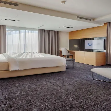 Radisson Blu Plaza Hotel Ljubljana-3