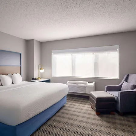 Americinn By Wyndham Shakopee Near Canterbury Park-3