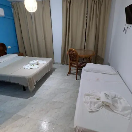 Hostal Europa-3