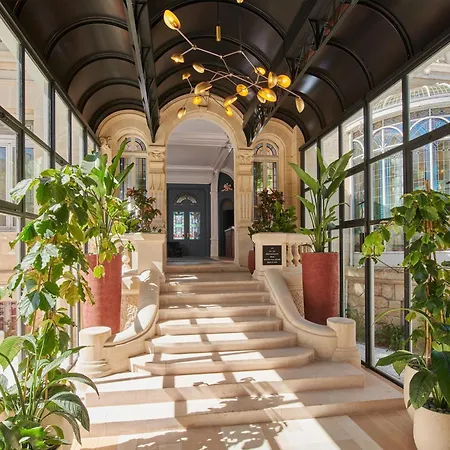 Château Hôtel Grand Barrail-2