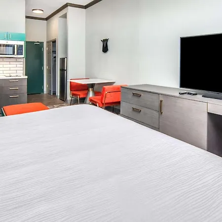 Big Country Hotel & Suites, Surestay Collection By BW-2