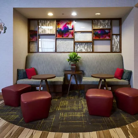 Hampton Inn & Suites Salinas-2