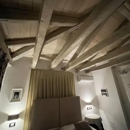 Barbacan Boutique Hotel-2