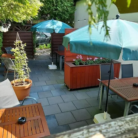 Hotel Am Stadtwall-3