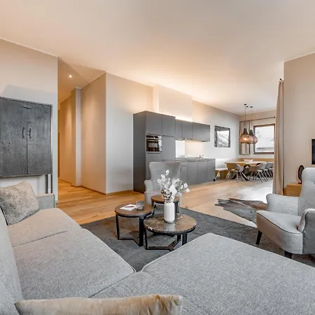 AlpenParks Hotel&Apartment Arlberg Warth mit Pool-2
