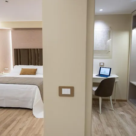 Hotel Montreal-2