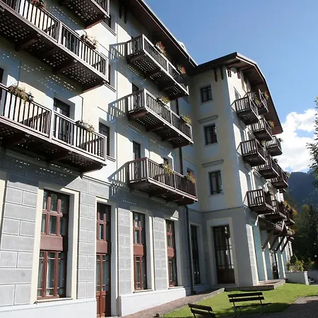 Palace Pontedilegno Resort-2