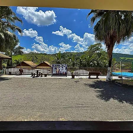 Pousada Pé da Serra-3